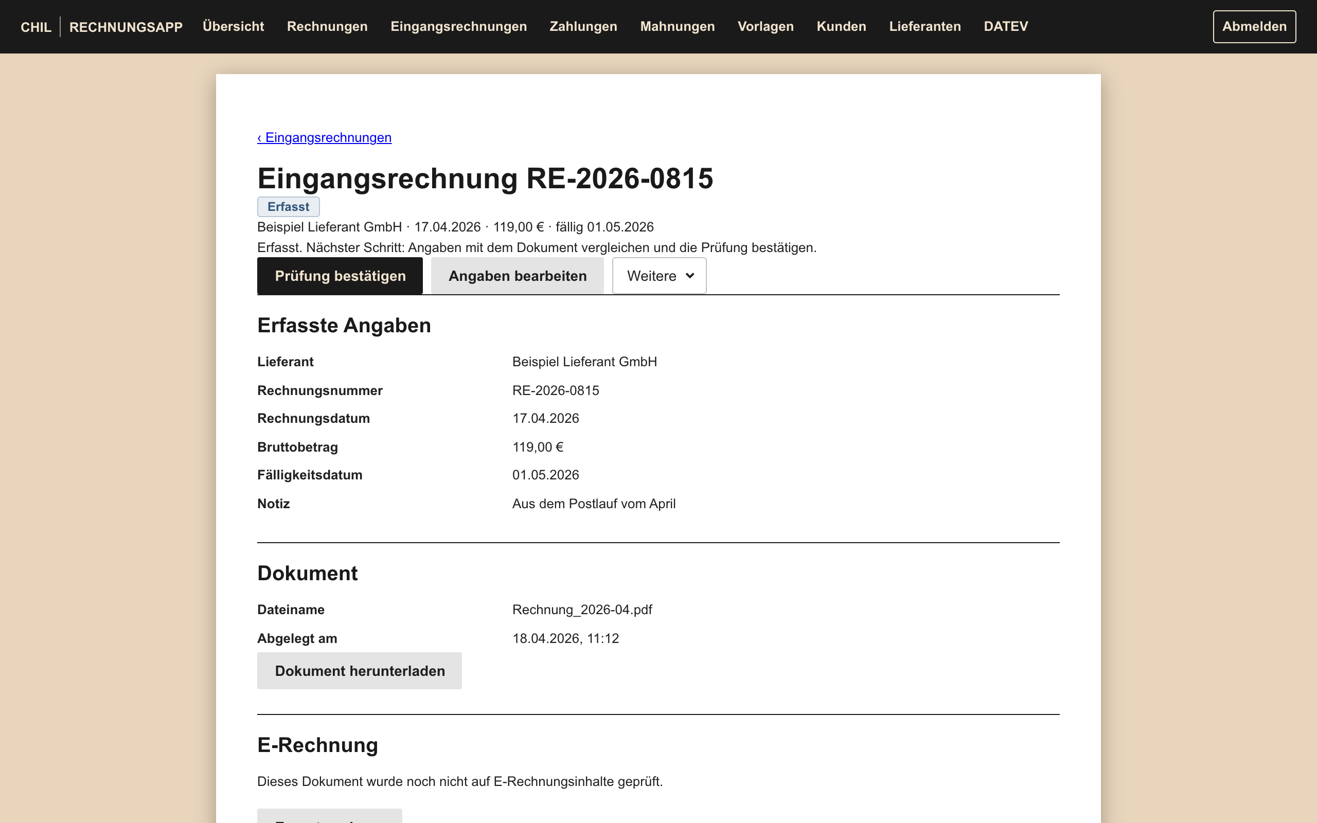 Eingangsrechnung in Rechnella mit erfassten Rechnungsdaten und dem Stand der Prüfung.